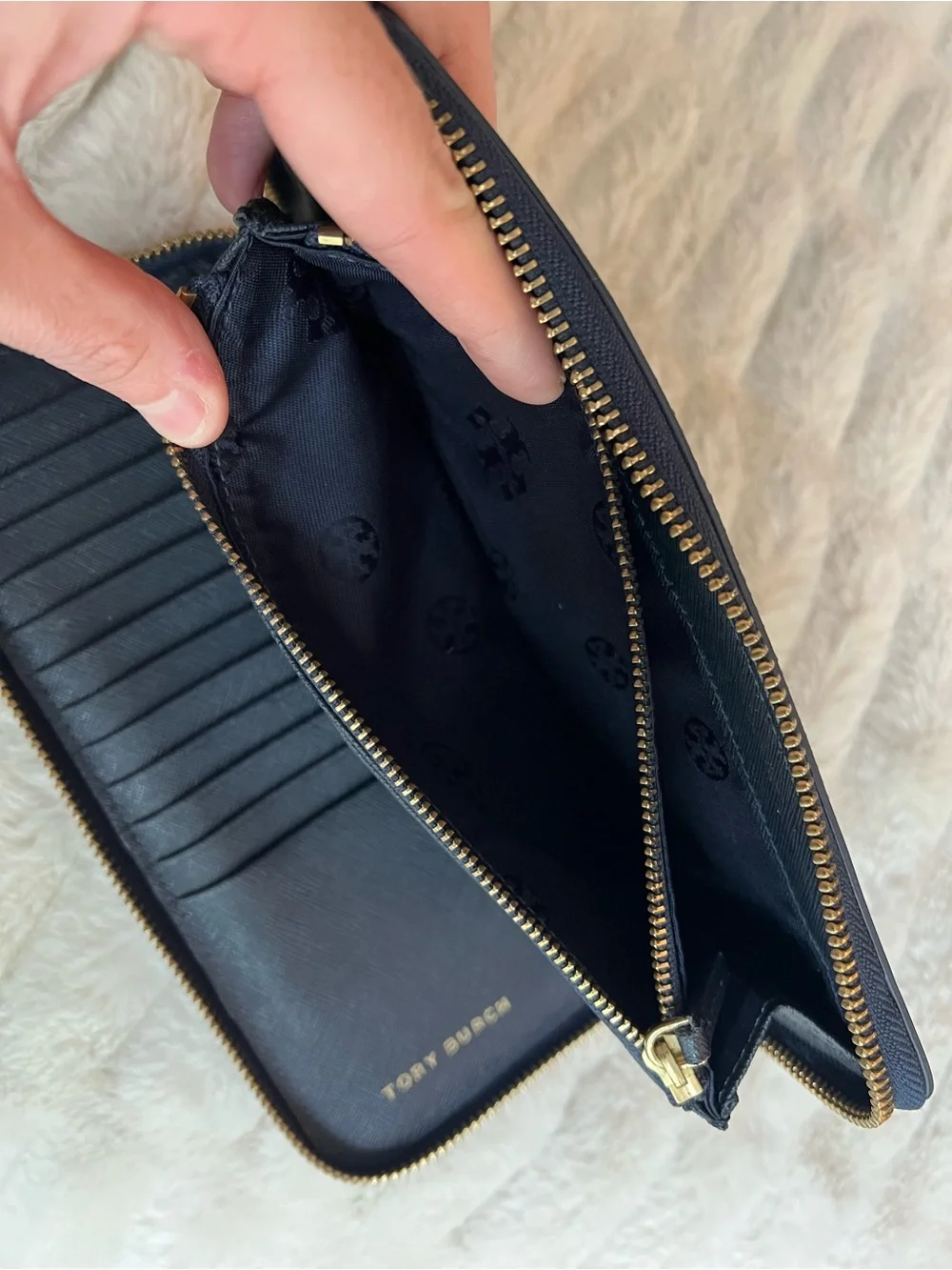 Tory Burch Zip Around Leather Wallet - Navy